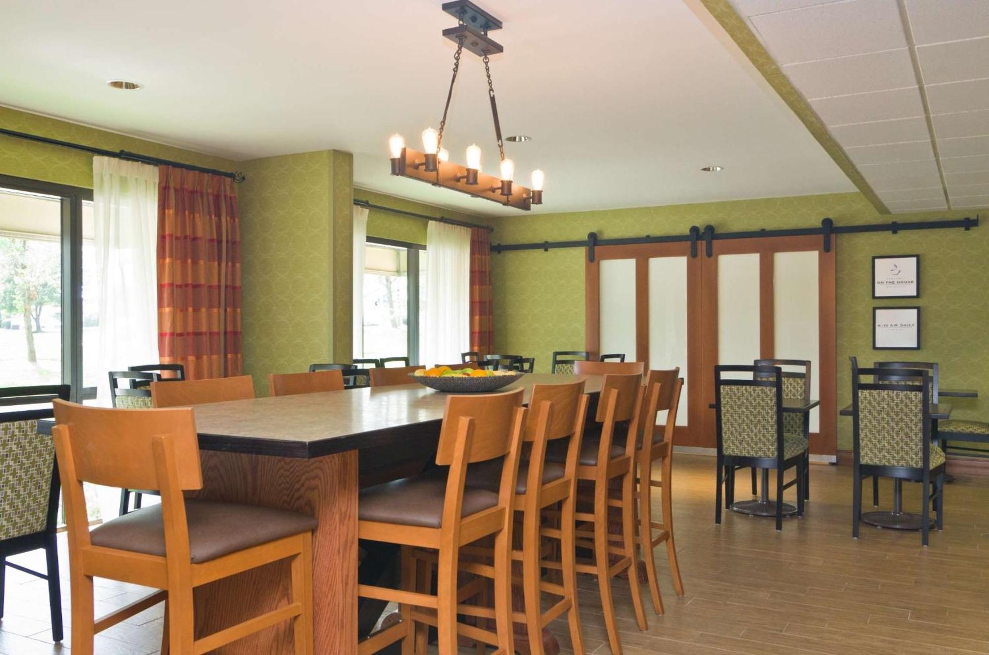 Hampton Inn Wooster Zewnętrze zdjęcie